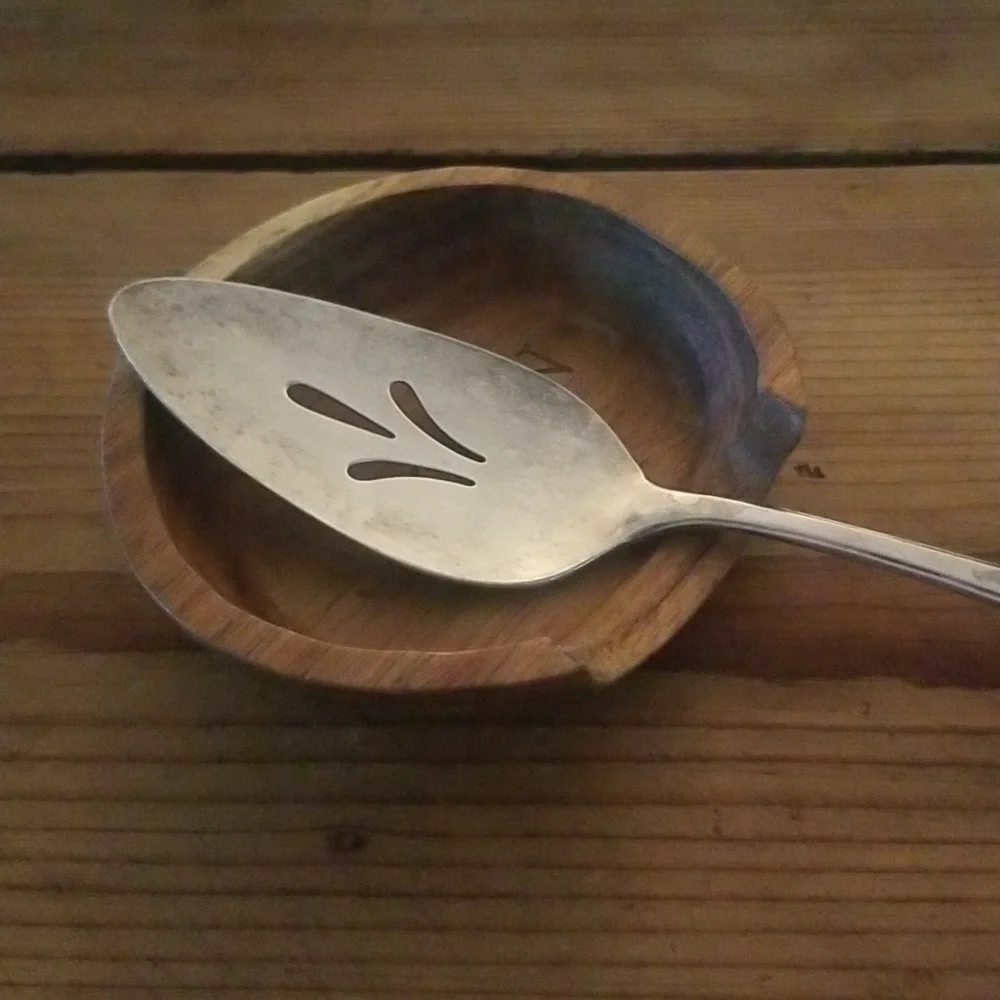 Vtg International Silverplate CAKE PIE SERVER